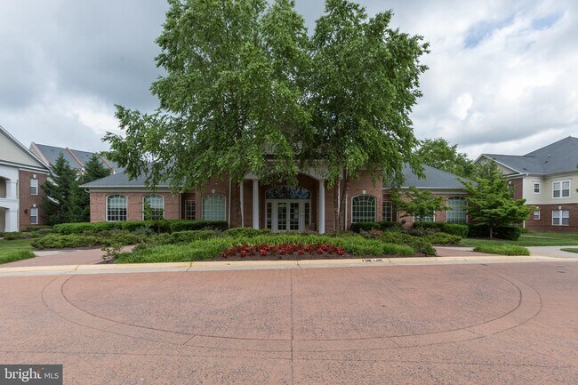 Building Photo - 42270 Yancey Terrace