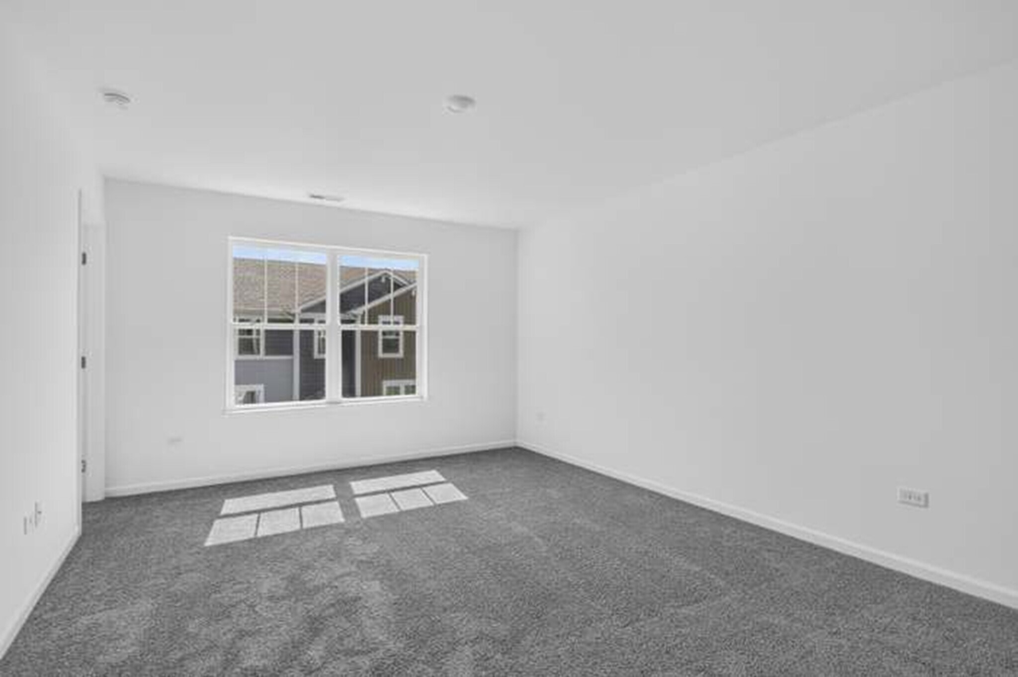 Building Photo - 445 Red Oak Cir