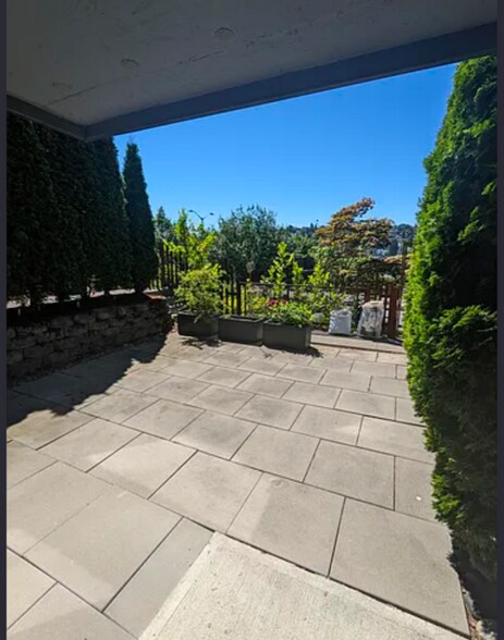 Primary Photo - 3420 15th Ave W