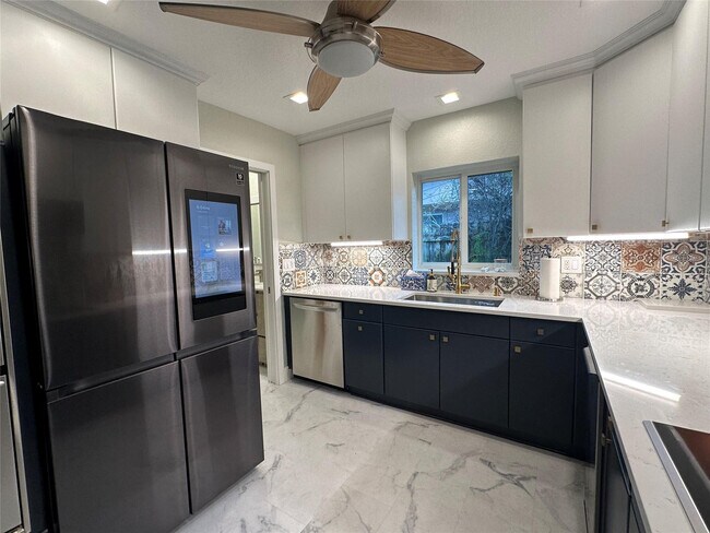 Building Photo - 1820 Bel Air Ave