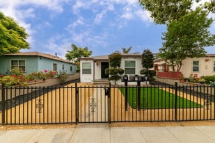 Building Photo - 218 E Hullett St