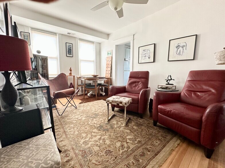 Sample living room decor - 1451 Pennsylvania Ave SE