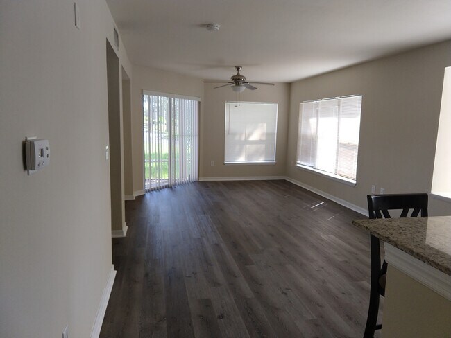 Main room - 4887 Via Palm Lks