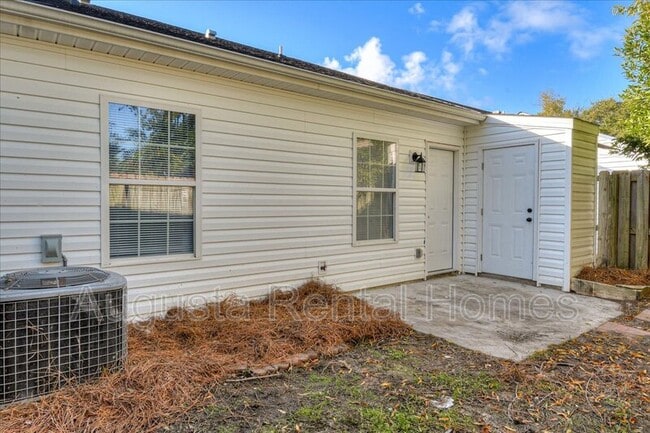 Building Photo - 1531 Abby Way