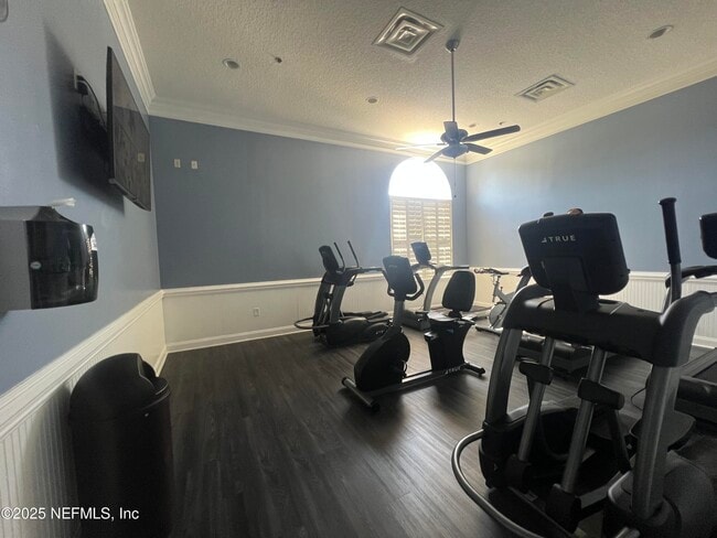 Building Photo - 4990 Key Lime Dr