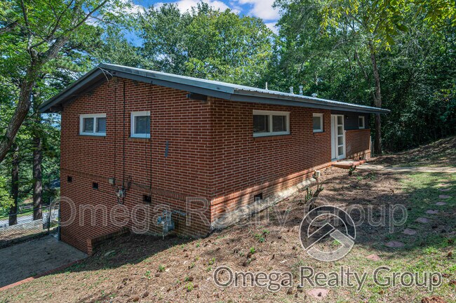 Primary Photo - 2406 8th Ave