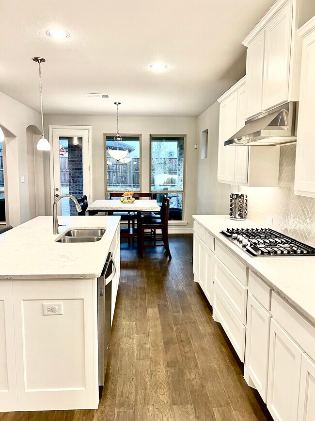Building Photo - 980 Gentle Knoll Ln