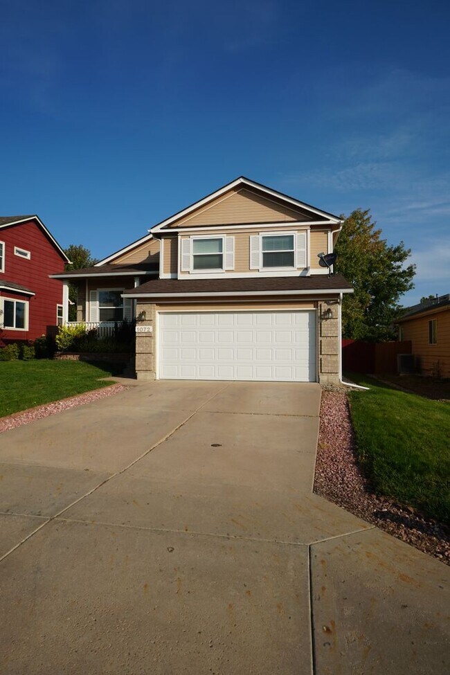 Building Photo - 1072 Scarlet Oak Dr