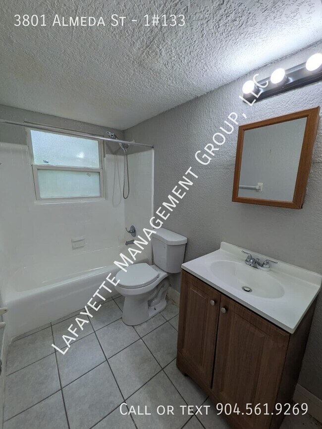 Building Photo - 3801 Almeda St