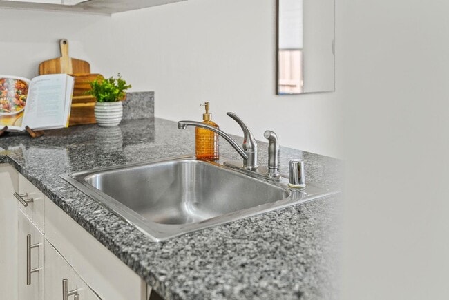 Building Photo - 203 Corte San Pablo