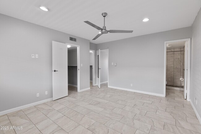 Building Photo - 4701 N 68th St
