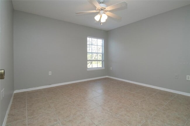 Building Photo - 8932 Manor Loop