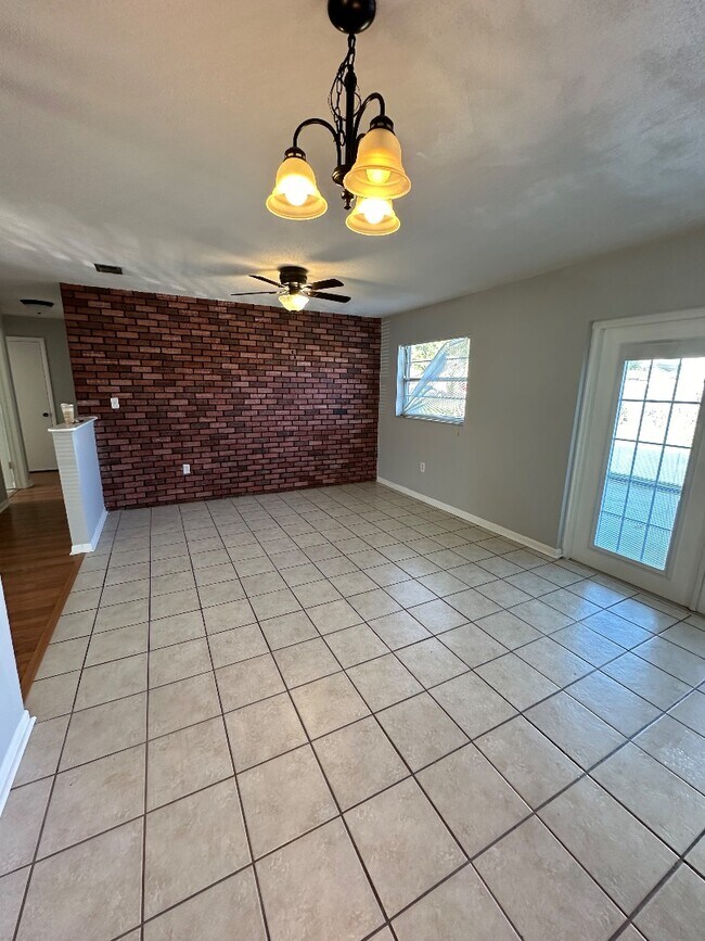 Building Photo - 496 Citadel Dr