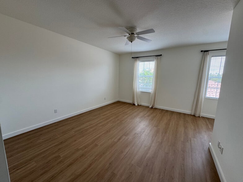 Building Photo - 11841 Nautica Dr