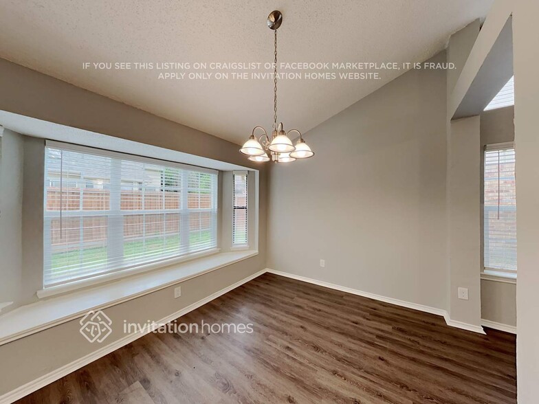 Building Photo - 2052 Wanderlust Dr