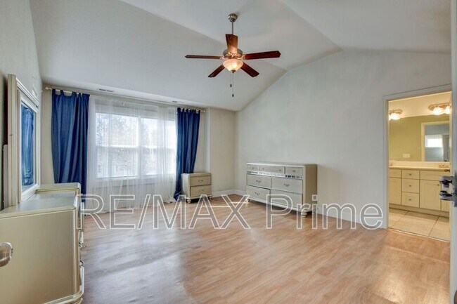 Building Photo - 8028 Glade Rd