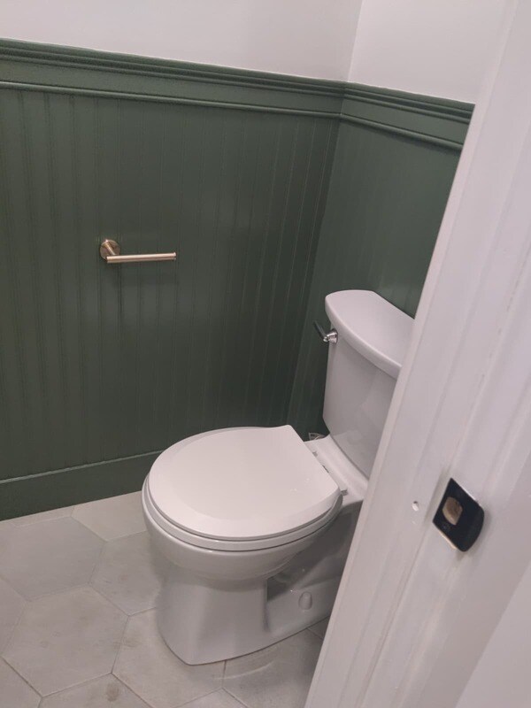 Building Photo - 1750 W Juniata St