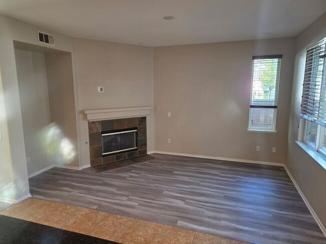 Building Photo - 28958 Newport Rd