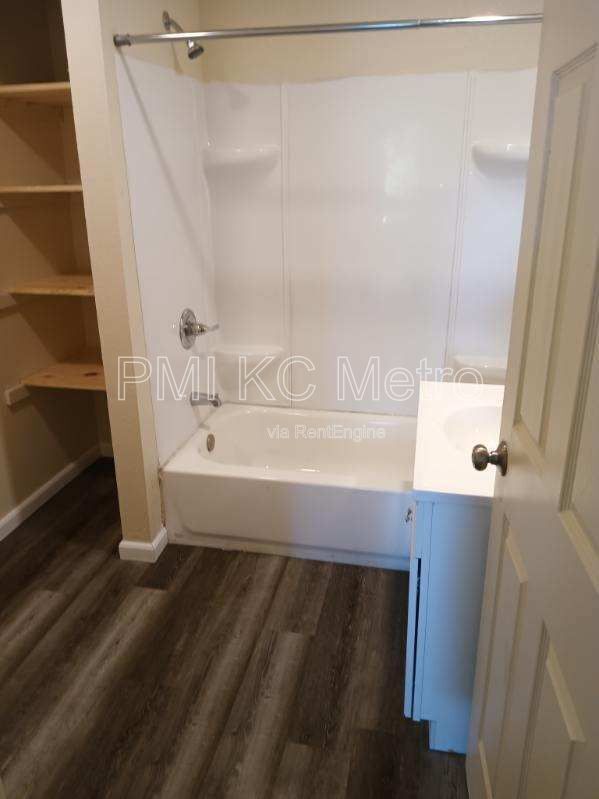 Building Photo - 26 S Central St