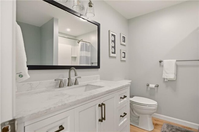 Building Photo - 3 Rego Ave