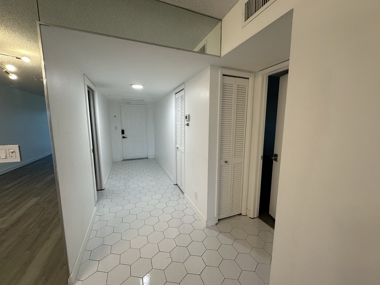 Foyer to Bedroom #1 - 4030 W Palm Aire Dr