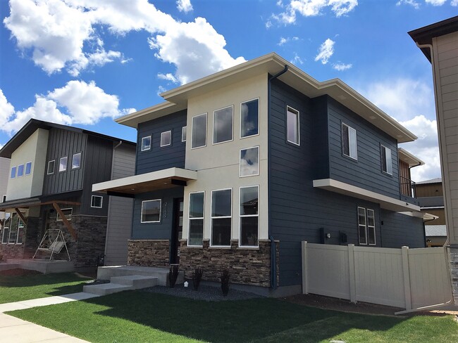 Building Photo - TimberVine