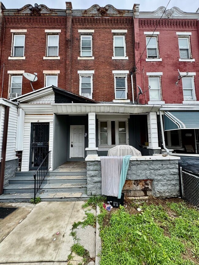 Building Photo - 1659 N 56th St