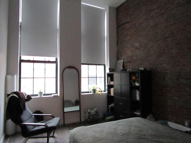 Building Photo - 139 Newark Ave