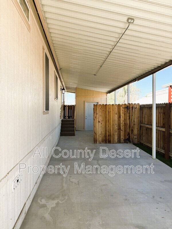 Building Photo - 43155 Portola Ave