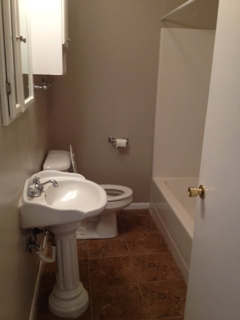 Building Photo - 207 Clara St