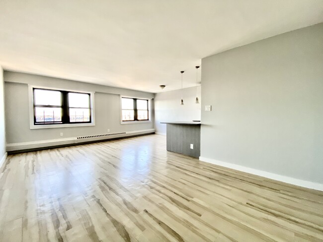 Primary Photo - 111 Wadsworth Ave