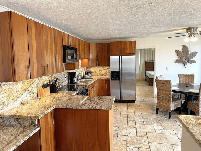 Building Photo - Maui Meadows Luxury Estate - Furnished 3 Bed/2 Bath Downstairs unit
