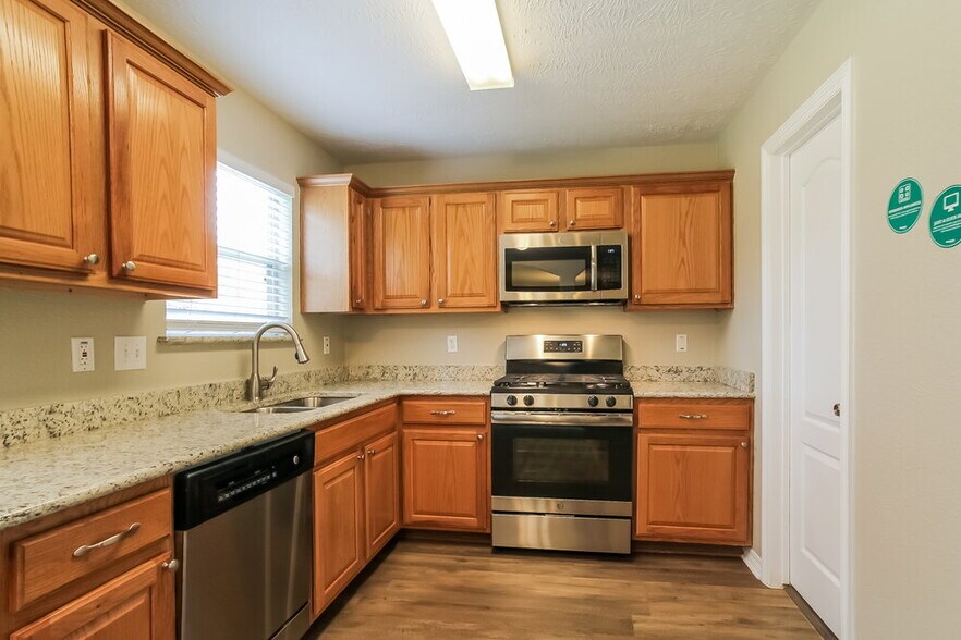 Building Photo - 26614 Cypresswood Dr