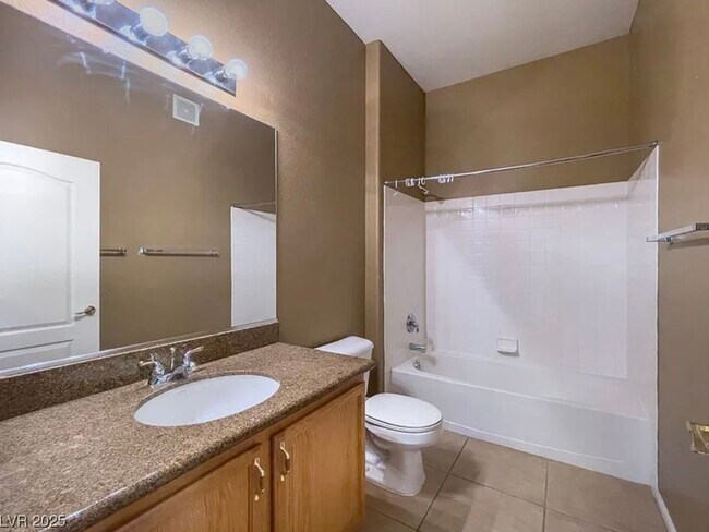 Building Photo - Ground floor condo in Green Valley Ranch area