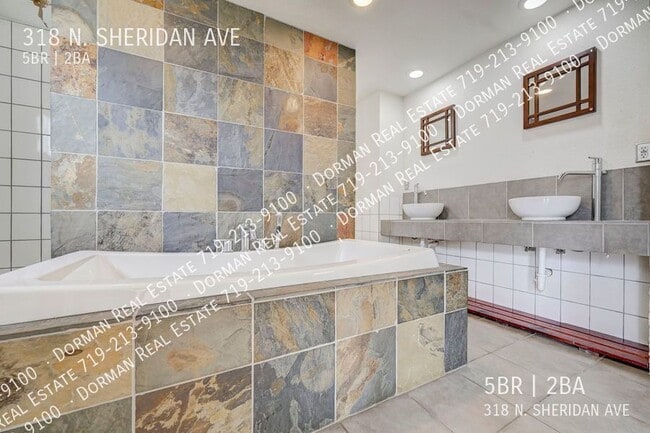 Building Photo - 318 N Sheridan Ave