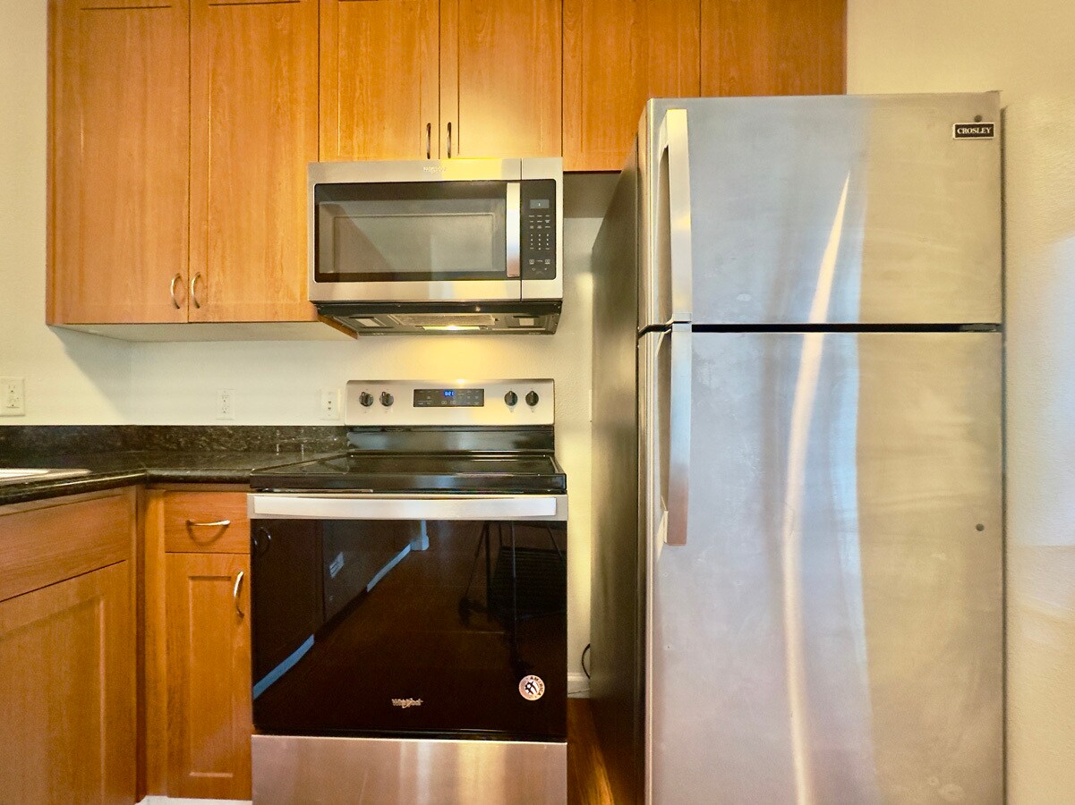 Building Photo - 1121 40th St