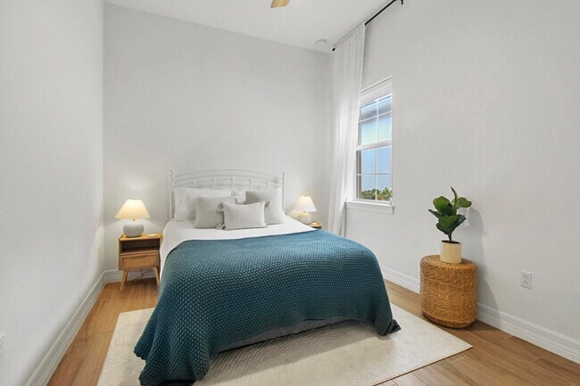 Building Photo - 10369 Northbrook Cir