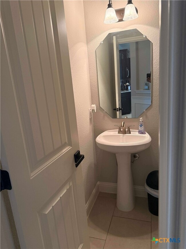 Building Photo - 6213 Morganite Ln