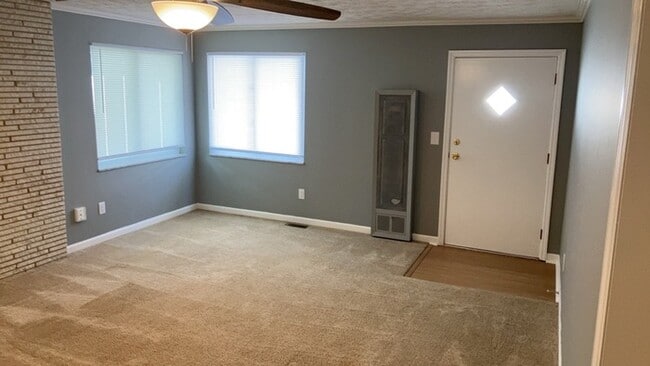 Building Photo - 4783 Loxley Dr