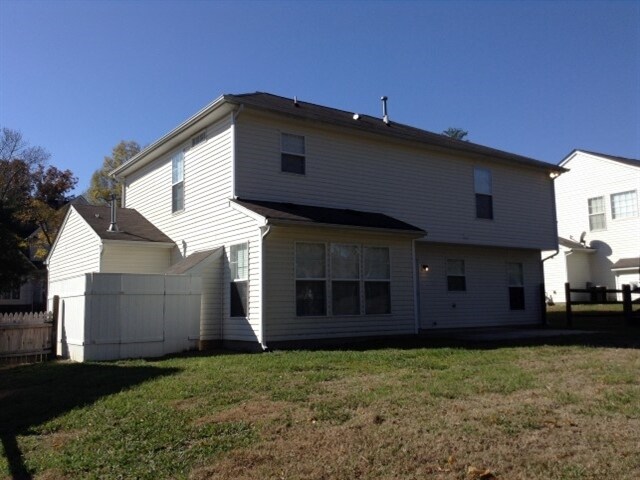 Building Photo - 9328 Arbor Creek Dr