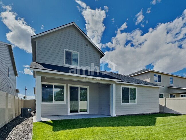 Building Photo - 1400 Alderleaf Ave
