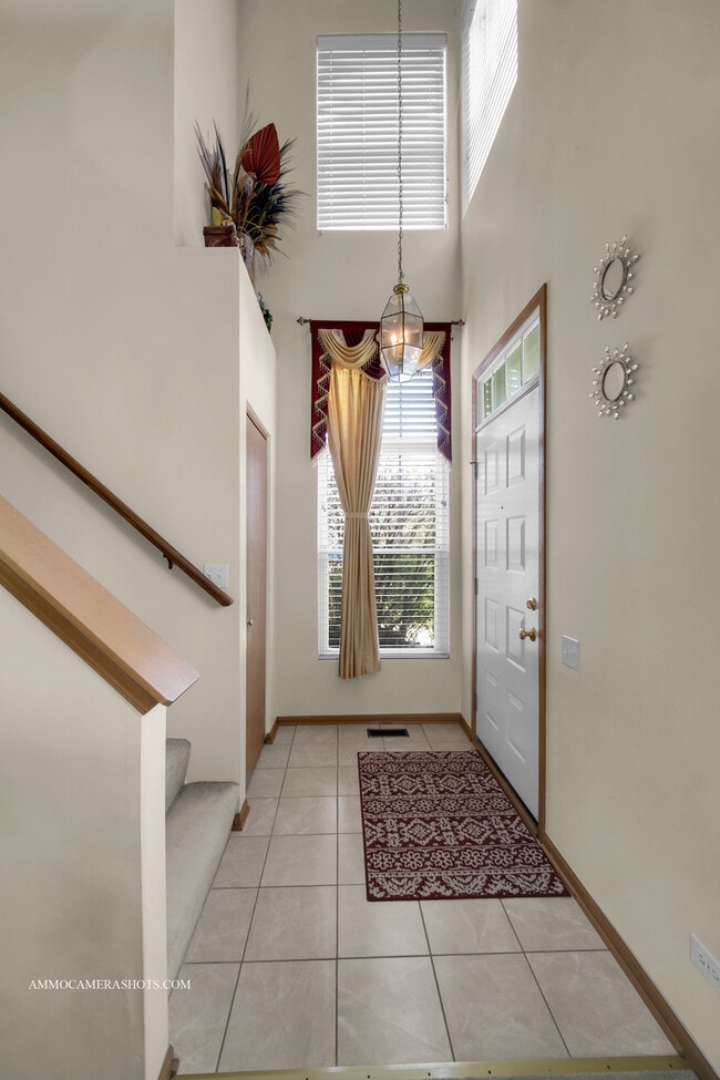 Building Photo - 1058 Delta Dr