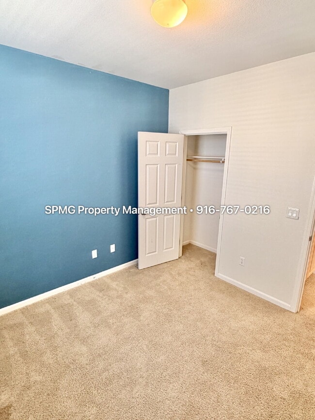 Building Photo - Beautifully Maintained 3 Bed / 2.5 Bath Home in South Natomas — New Appliances & Community Amenit...