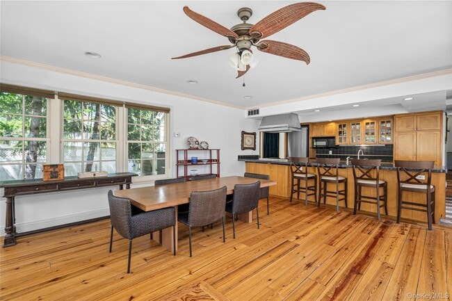 Building Photo - 197 US-9W