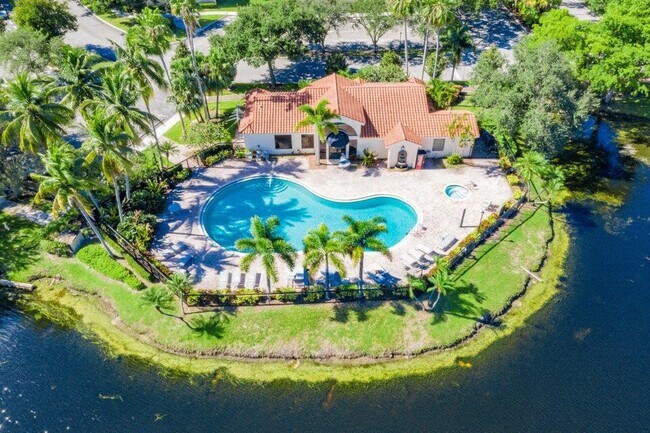 Building Photo - 3857 Coral Tree Cir