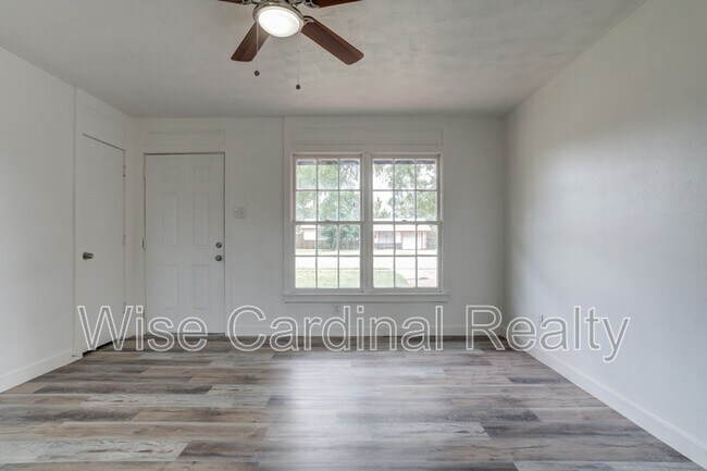 Building Photo - 1612 68th St