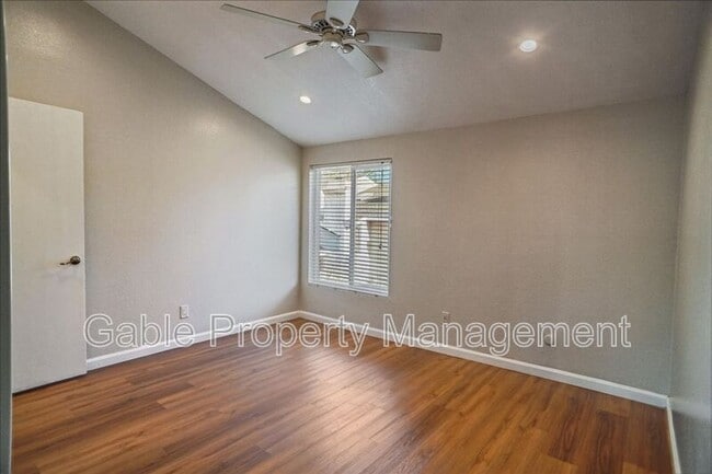 Building Photo - 23116 Yvette Ln