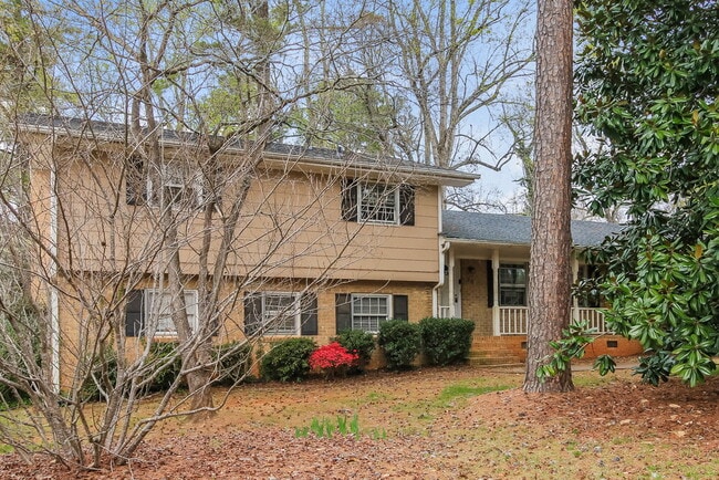 Building Photo - 3316 Concord Corner SE