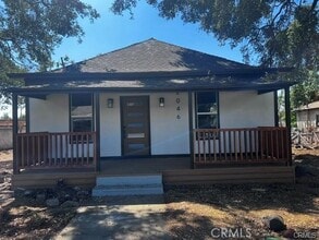 Building Photo - 2046 Walnut St