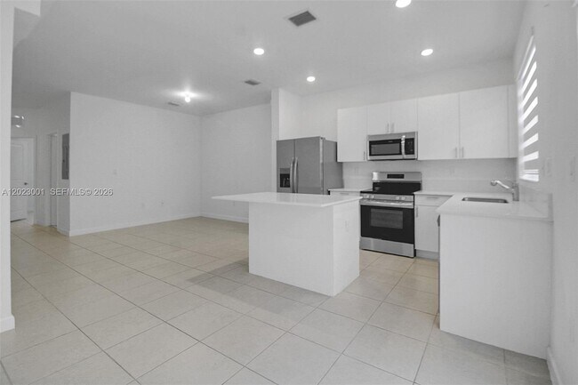 Building Photo - 29278 SW 162nd Ct